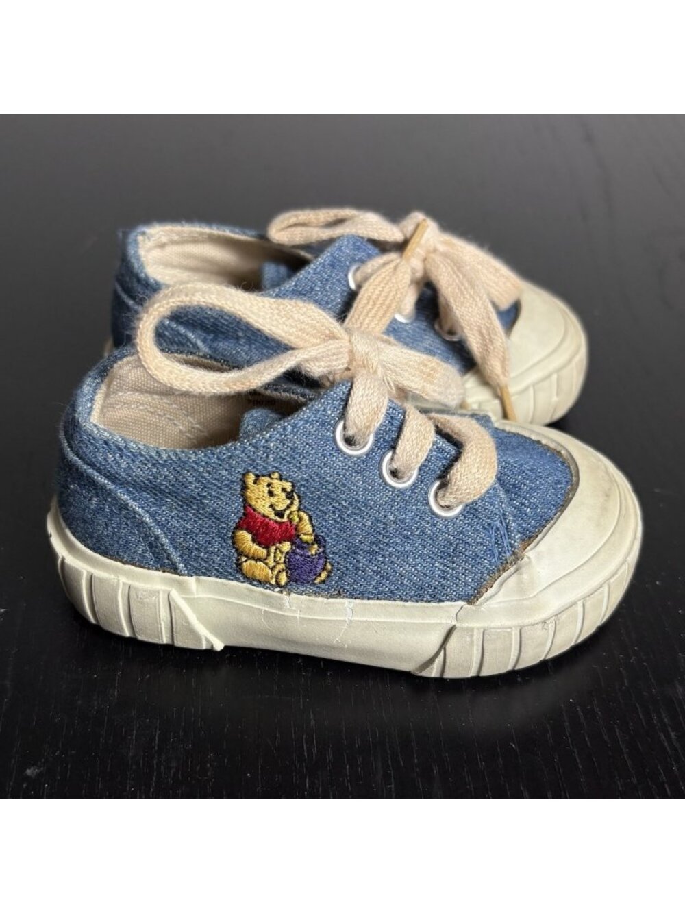 Vintage 90s Winnie the POOH Infant/Baby Size 2 Blue Denim Sneakers READ